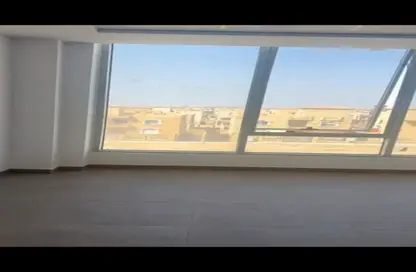 عيادة - غرفة نوم - 1 حمام للبيع في أجورا كوميرشيال كومبلكس - كمبوندات التجمع الخامس - التجمع الخامس - مدينة القاهرة الجديدة - القاهرة