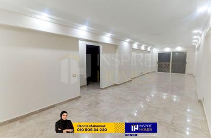 Apartment - 3 Bedrooms - 2 Bathrooms for rent in Grand Ville Smouha St. - Smouha - Hay Sharq - Alexandria Apartment - 3 Bedrooms - 2 Bathrooms for rent in Grand Ville Smouha St. - Smouha - Hay Sharq - Alexandria