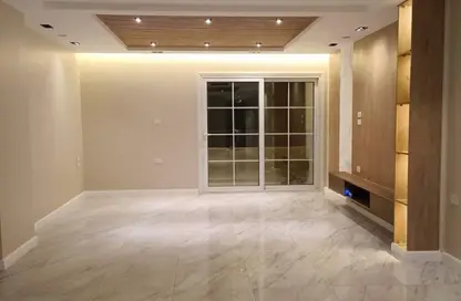 Apartment - 3 Bedrooms - 2 Bathrooms for sale in Gate 3 old - Khafre - Hadayek El Ahram - Giza