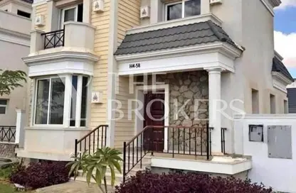 Townhouse - 3 Bedrooms - 4 Bathrooms for sale in Mountain View 4 - 6 October Compounds - 6 October City - Giza