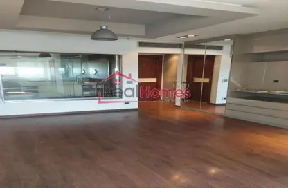 Apartment - 3 Bedrooms - 3 Bathrooms for rent in Ismail Mohamed St. - Zamalek - Cairo Apartment - 3 Bedrooms - 3 Bathrooms for rent in Ismail Mohamed St. - Zamalek - Cairo