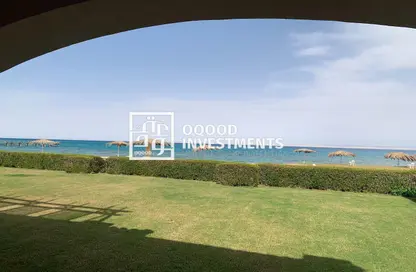 Villa - 5 Bedrooms - 5 Bathrooms for sale in La Vista 3 - La Vista - Al Ain Al Sokhna - Suez