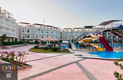 Apartment - 2 - 1 for sale in Holidays - Hurghada Resorts - Hurghada - Red Sea