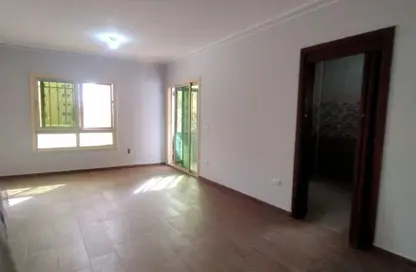 شقة - 3 غرف نوم - 1 حمام للايجار في اللوتس الجنوبي - حى اللوتس - مدينة القاهرة الجديدة - القاهرة