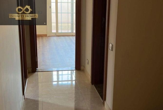 77047192 - Property Image 2