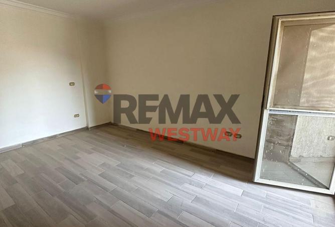 8636816 - Property Image 3