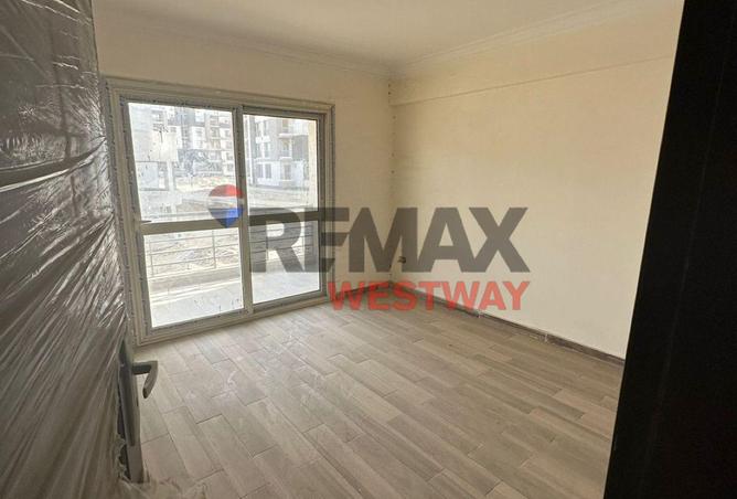 8636816 - Property Image 2