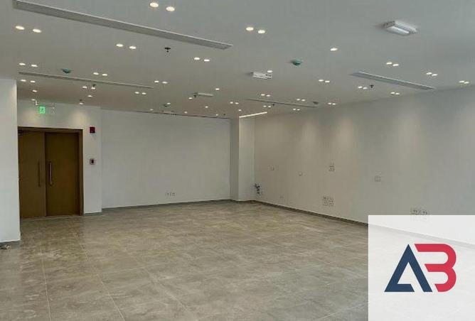 106565862 - Property Image 3