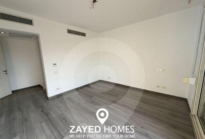 8582838 - Property Image 3