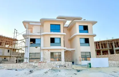 Chalet - 3 Bedrooms - 3 Bathrooms for sale in Koun - Ras Al Hekma - North Coast