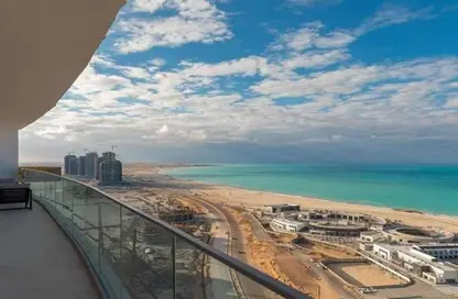 شاليه - 3 غرف نوم - 2 حمامات للبيع في نورث ايدج تاورز - مدينة العلمين الجديدة - العلمين - الساحل الشمالي