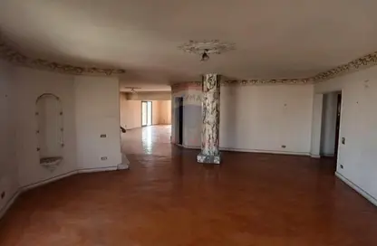 (بنتهاوس  (روف - 5 غرف نوم - 5 حمامات للبيع في شارع محمد مرعشلي - الزمالك - القاهرة