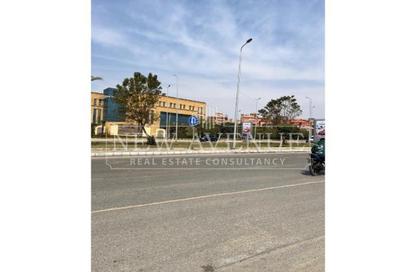 Whole Building - 7+ Bedrooms - 7+ Bathrooms for sale in V90 - North Teseen St. - The 5th Settlement - New Cairo City - Cairo