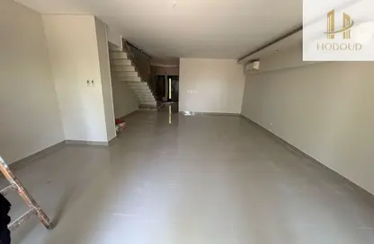 Townhouse - 3 Bedrooms - 4 Bathrooms for rent in Hyde Park - New Cairo City - Cairo Townhouse - 3 Bedrooms - 4 Bathrooms for rent in Hyde Park - New Cairo City - Cairo