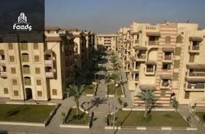 شقة - 2 غرف نوم - 2 حمامات للبيع في شارع المشير احمد اسماعيل - مدينة العبور - الحي السابع - مدينة العبور - القليوبية