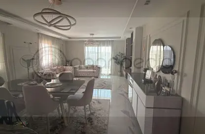 Apartment - 3 Bedrooms - 2 Bathrooms for sale in Taj City - 5th Settlement Compounds - The 5th Settlement - New Cairo City - Cairo