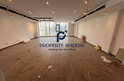 Office Space - Studio - 1 Bathroom for rent in Central Avenue - 2nd District - Sheikh Zayed City - Giza