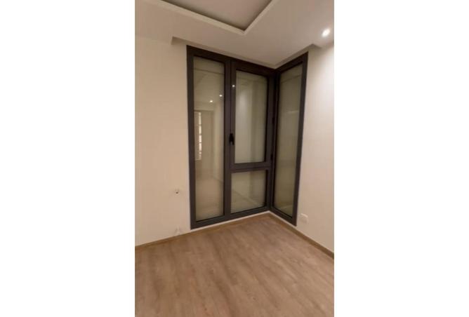 74588025 - Property Image 3