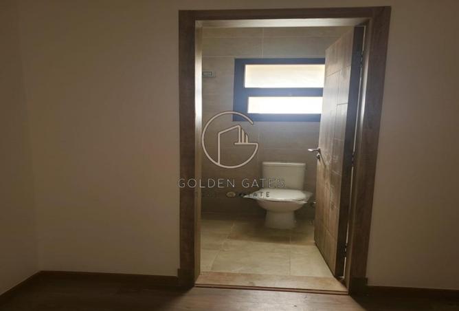 70364465 - Property Image 3