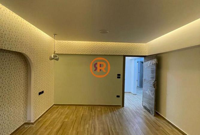 102348739 - Property Image 2