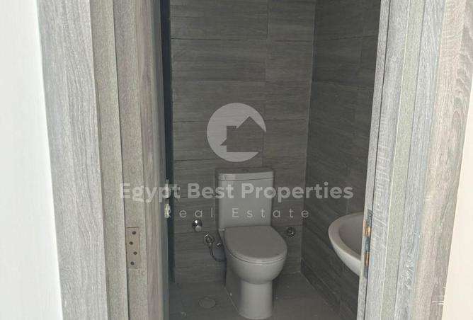 8482879 - Property Image 3