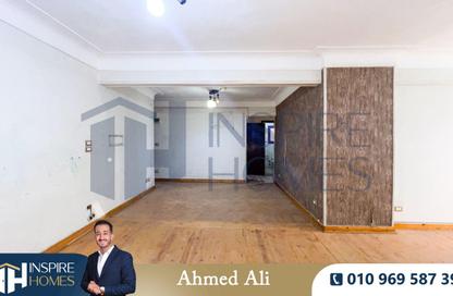 Apartment - 3 Bedrooms - 1 Bathroom for sale in Smouha - Hay Sharq - Alexandria