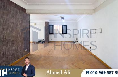 Apartment - 3 Bedrooms - 1 Bathroom for sale in Smouha - Hay Sharq - Alexandria