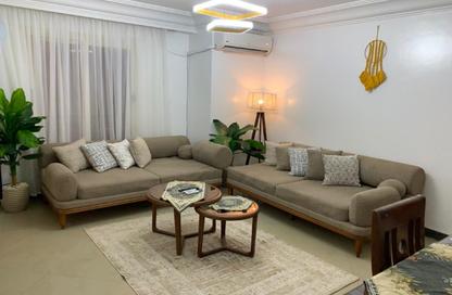 شقة - 2 غرف نوم - 1 حمام للايجار في ميدان لبنان - المهندسين - الجيزة