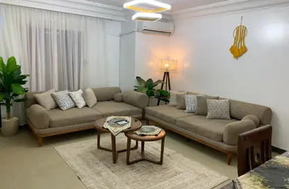 شقة - 2 غرف نوم - 1 حمام للايجار في ميدان لبنان - المهندسين - الجيزة
