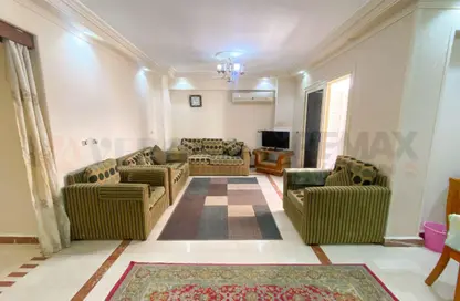 شقة - 3 غرف نوم - 1 حمام للايجار في جليم - حي شرق - الاسكندرية