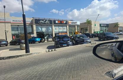 Shop - Studio - 1 for sale in Beverly Hills Road - 17th District - Sheikh Zayed City - Giza