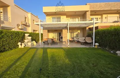 فيلا - 6 غرف نوم - 4 حمامات للبيع في أمواج - سيدي عبد الرحمن - الساحل الشمالي