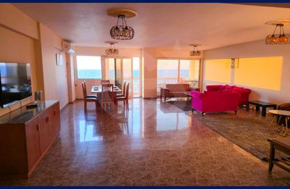 Apartment - 4 Bedrooms - 3 Bathrooms for sale in Al Kornish Square - Sporting - Hay Sharq - Alexandria