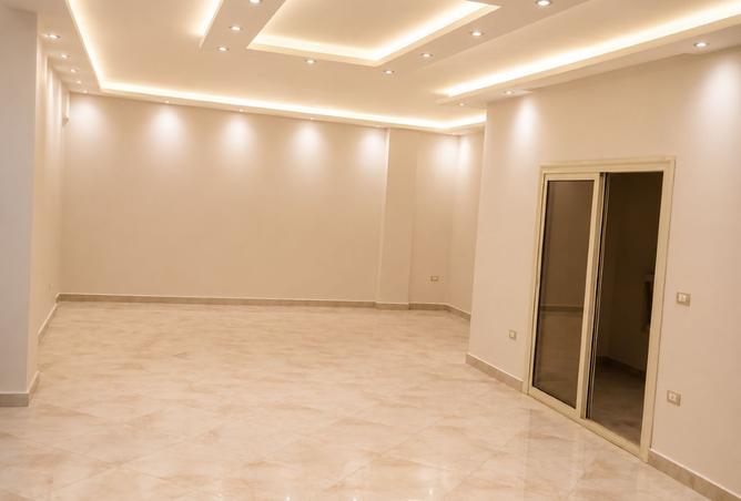 92690614 - Property Main Image