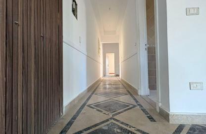 Apartment - 3 Bedrooms - 2 Bathrooms for rent in Doctor Ahmed Okasha St. - El Banafseg 6 - El Banafseg - New Cairo City - Cairo