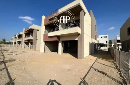 Villa - 4 Bedrooms - 5 Bathrooms for sale in The Crown - Cairo Alexandria Desert Road - 6 October City - Giza