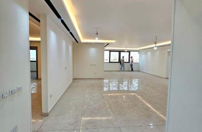 Office Space - 3 Bedrooms - 1 Bathroom for rent in Rayhana Residence - Zahraa El Maadi - Hay El Maadi - Cairo