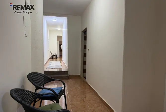 98822930 - Property Image 3