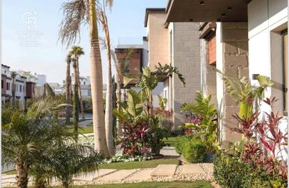 Apartment - 5 Bedrooms - 5 Bathrooms for sale in Azzar - 5th Settlement Compounds - The 5th Settlement - New Cairo City - Cairo
