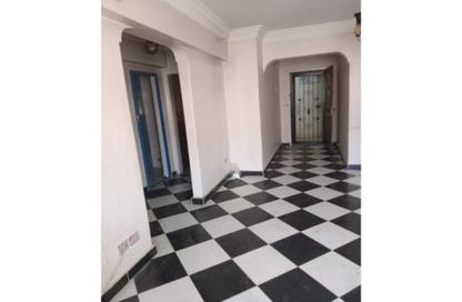 Apartment - 2 Bedrooms - 1 Bathroom for rent in Zahraa El Maadi - Hay El Maadi - Cairo
