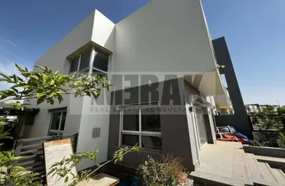 Townhouse - 4 Bedrooms - 5 Bathrooms for sale in Hyde Park - New Cairo City - Cairo