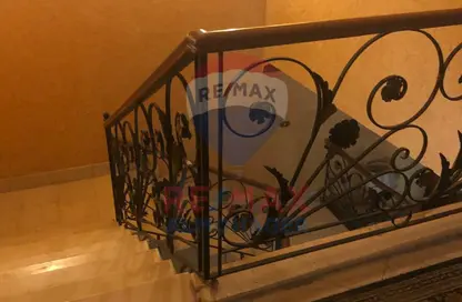 شقة - 3 غرف نوم - 2 حمامات للايجار في الحي الرابع - الشيخ زايد - الجيزة