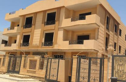 Villa - 7+ - 7+ for sale in West Golf - El Katameya Compounds - El Katameya - New Cairo City - Cairo