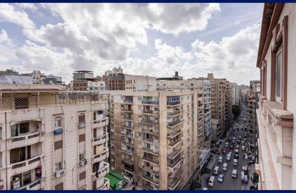 Apartment - 4 Bedrooms - 5 Bathrooms for sale in Al Farek Ismail Srhank St. - Laurent - Hay Sharq - Alexandria