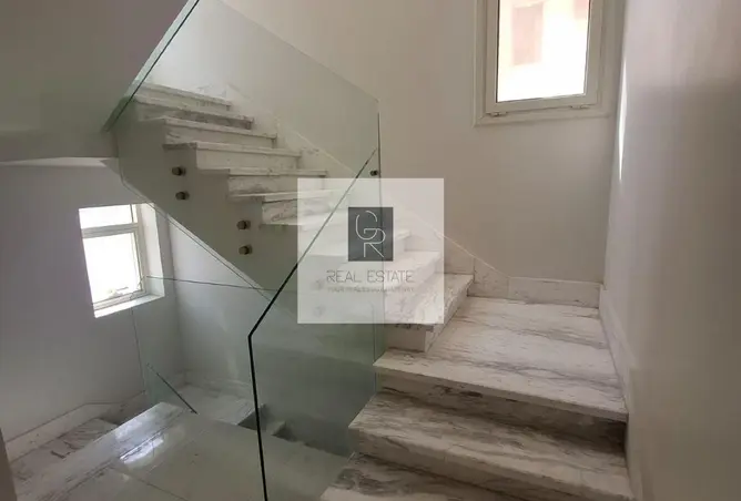 112704800 - Property Image 2