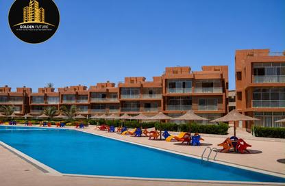 Chalet - 5 Bedrooms - 1 Bathroom for sale in Malibu - Al Ain Al Sokhna - Suez