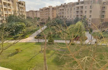 Apartment - 3 Bedrooms - 2 Bathrooms for sale in B11 - Madinaty - Cairo