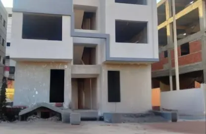 شقة - 3 غرف نوم - 2 حمامات للبيع في شارع النوادي - حدائق اكتوبر - مدينة 6 أكتوبر - الجيزة