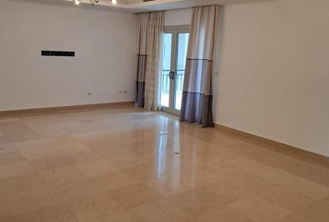 102906033 - Property Image 3
