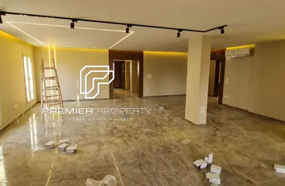 Apartment - 3 Bedrooms - 4 Bathrooms for sale in Mountain View Hyde Park - 5th Settlement Compounds - The 5th Settlement - New Cairo City - Cairo